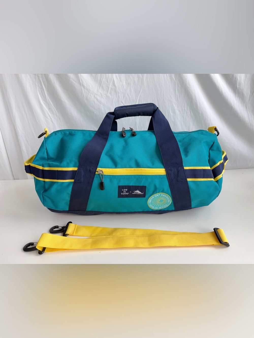 Life Is Good x High Sierra Cargo Duffle bag Navy Teal Yellow Beach Travel Summer